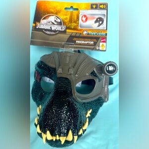 NWT Jurassic World Track ‘N Roar Indoraptor Role Play Mask